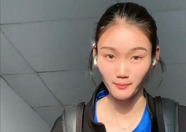 爱妻在外面