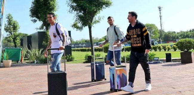 aaa一级黑人毛片